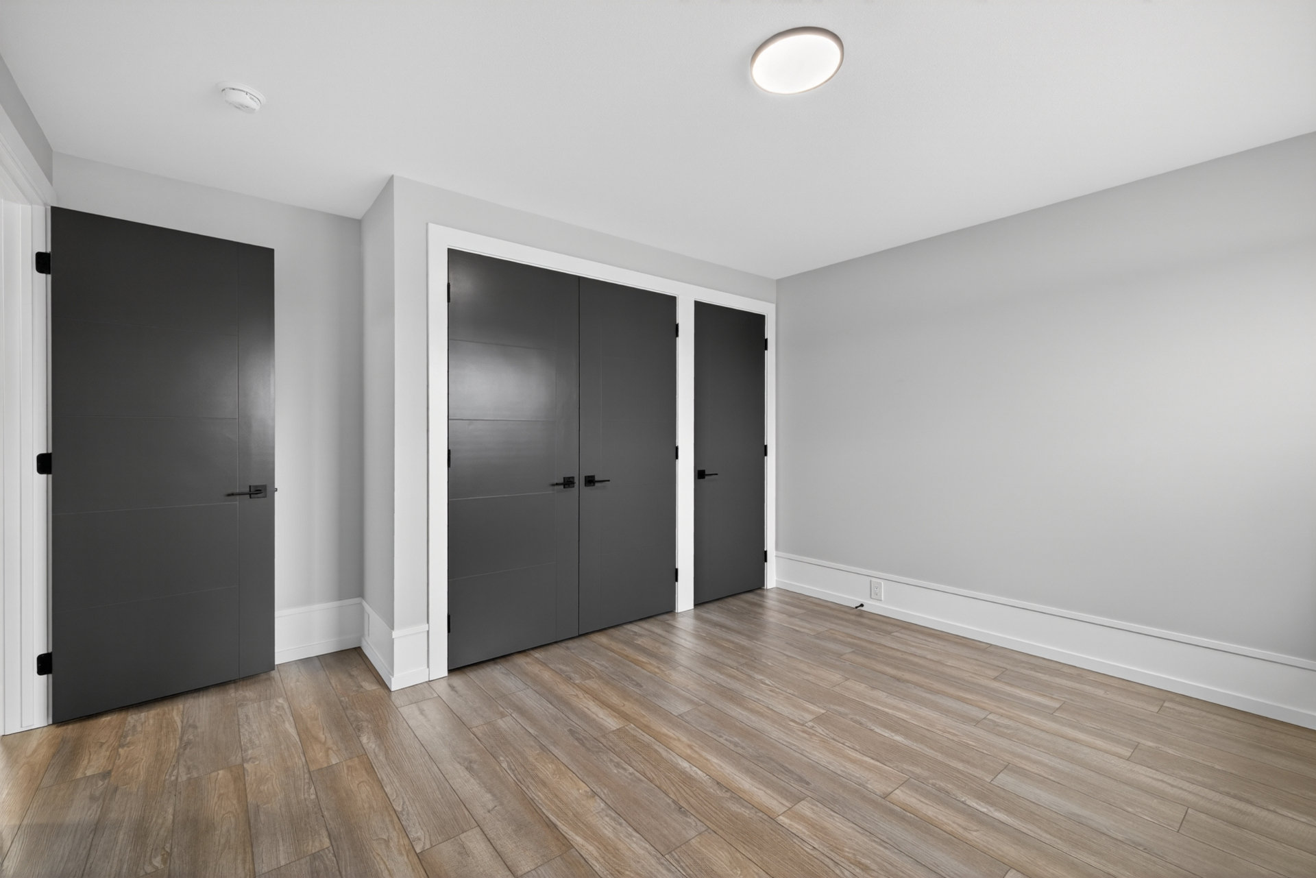 Upper Bedroom